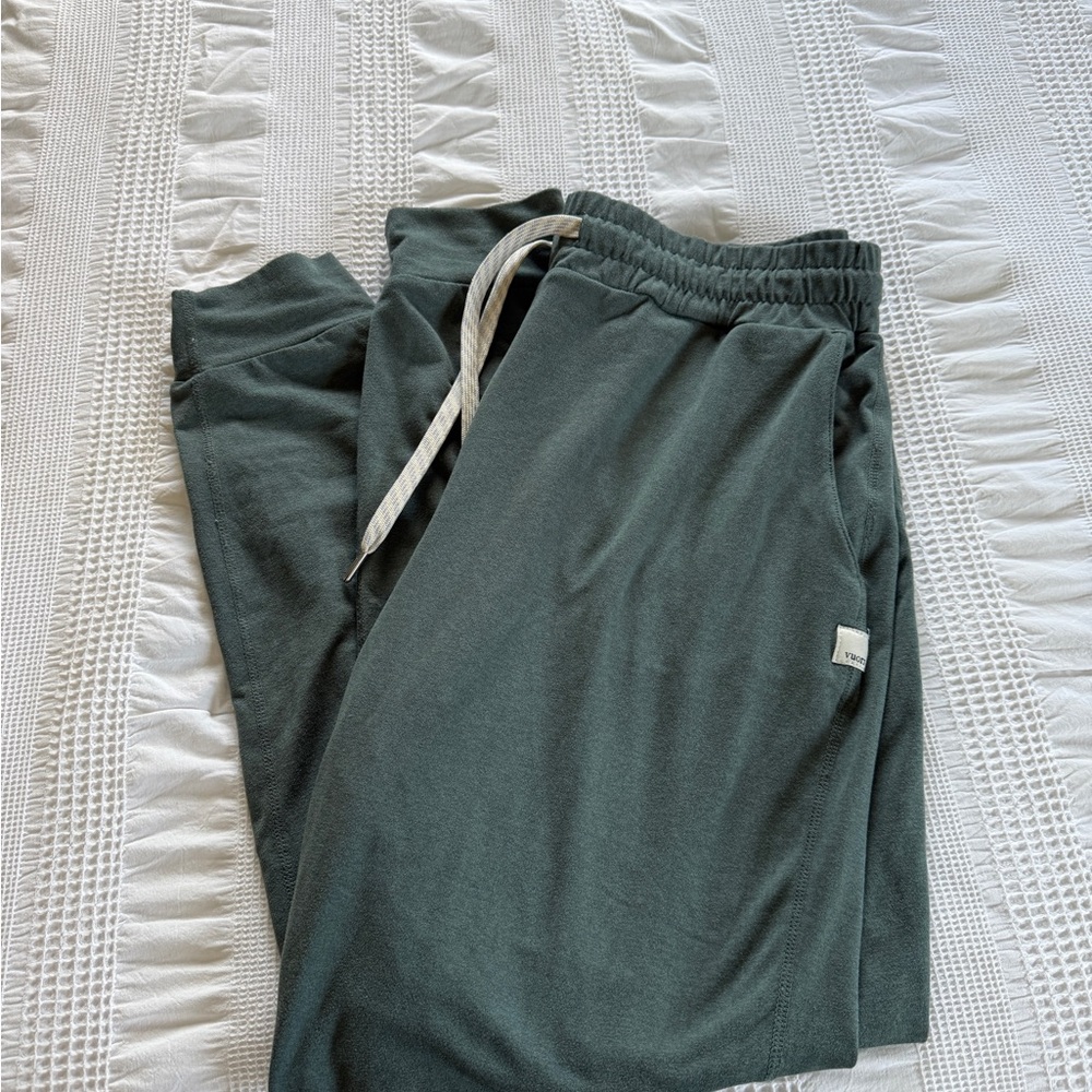 Vuori Performance Joggers